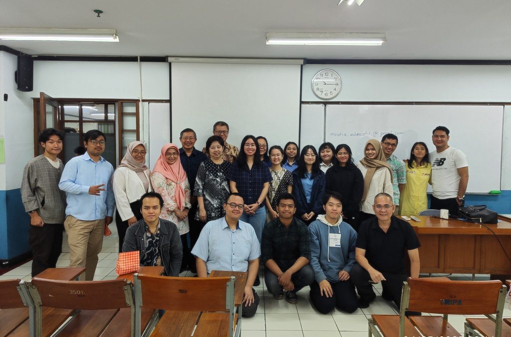 Seminar Fisika (Edisi April 2025)