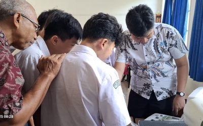 Physics UNPAR Introduces Ultrasound Technology Through an Interactive Workshop at SMA St. Aloysius 1 Bandung