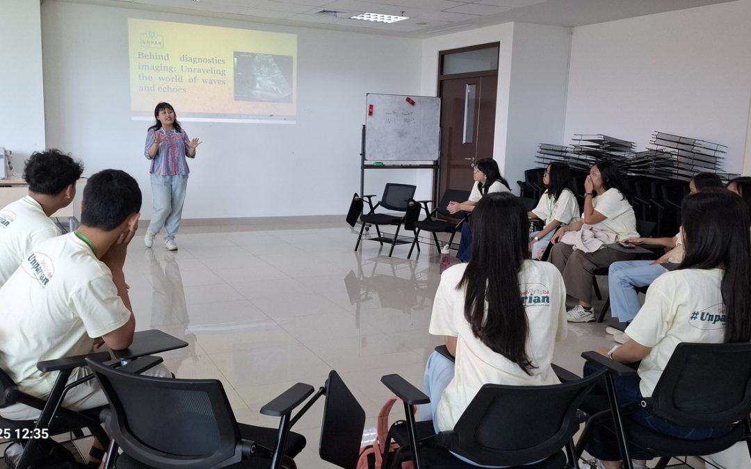 UNPAR XPERIENCE CAMP 2025: UNPAR Physics Invites Students to Explore the World of Waves and Medical Imaging